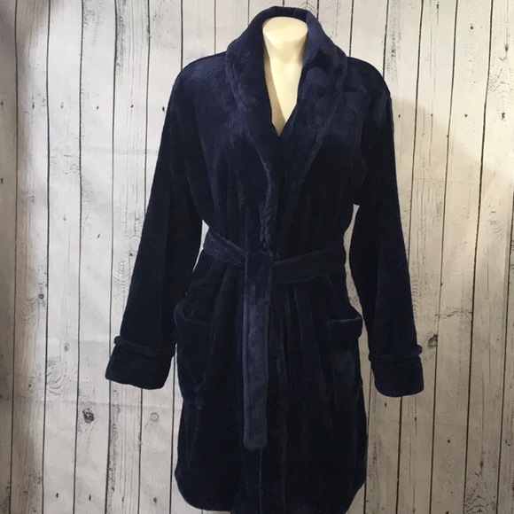 NwoT super soft faux fur robe Glitter SLEEP embroidered on back - Picture 2 of 8